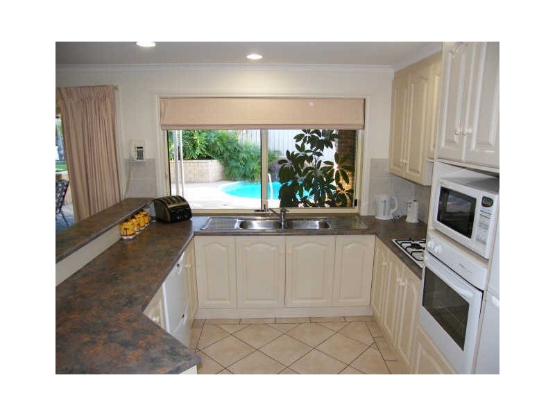 18 Putland Drive, Sheidow Park SA 5158