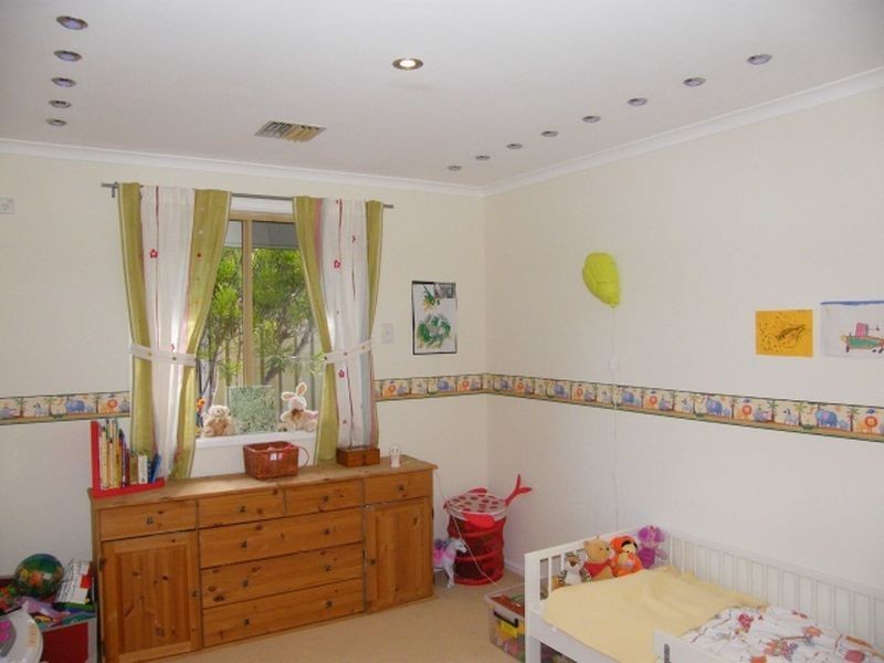 8 Zwerner Drive, Hallett Cove SA 5158