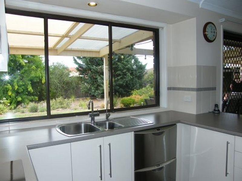 36 French Crescent, Trott Park SA 5158