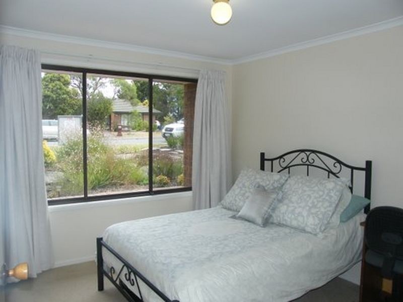 36 French Crescent, Trott Park SA 5158