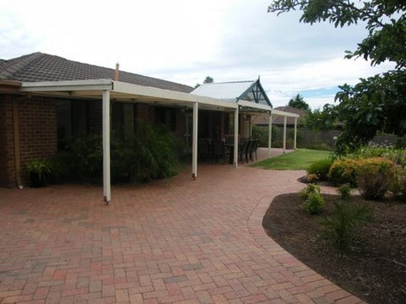 36 French Crescent, Trott Park SA 5158
