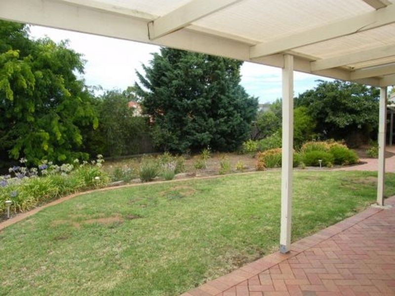 36 French Crescent, Trott Park SA 5158