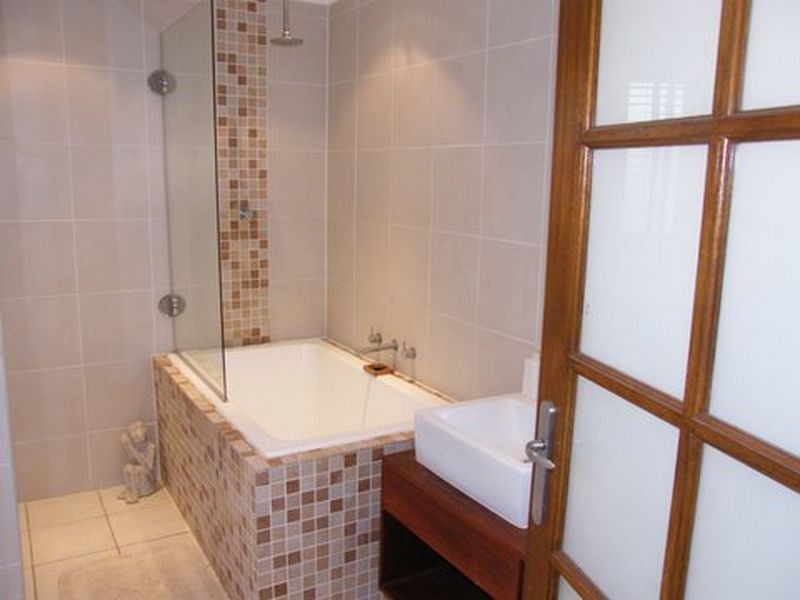 7 Rogana Crescent, Hallett Cove SA 5158