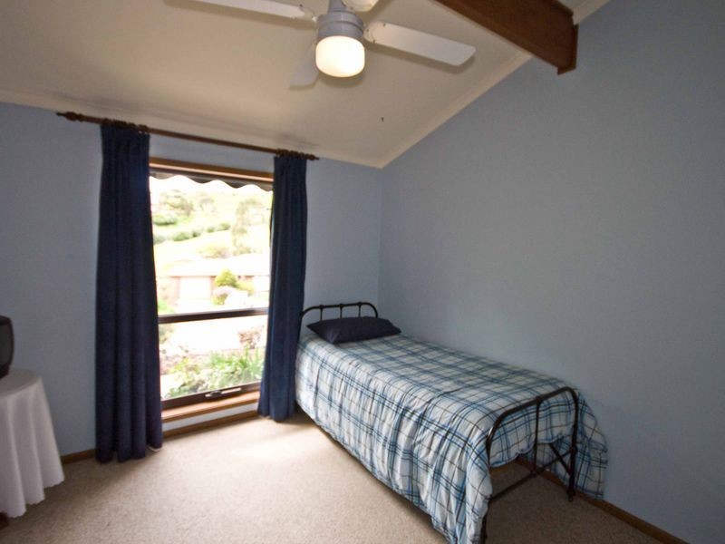 3 Grantala Court, Hallett Cove SA 5158