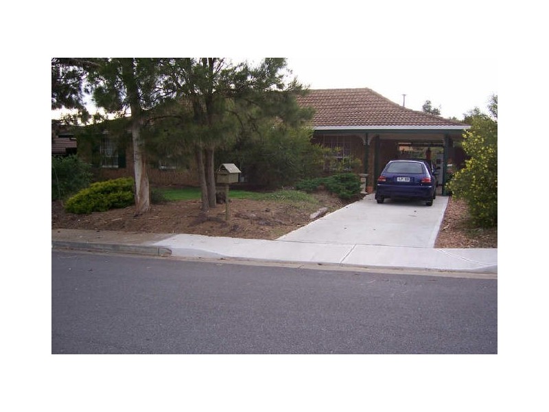 16 Camille Street, Hallett Cove SA 5158