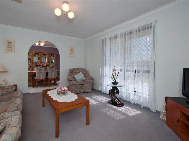 4 Rosina Street, Woodcroft SA 5162