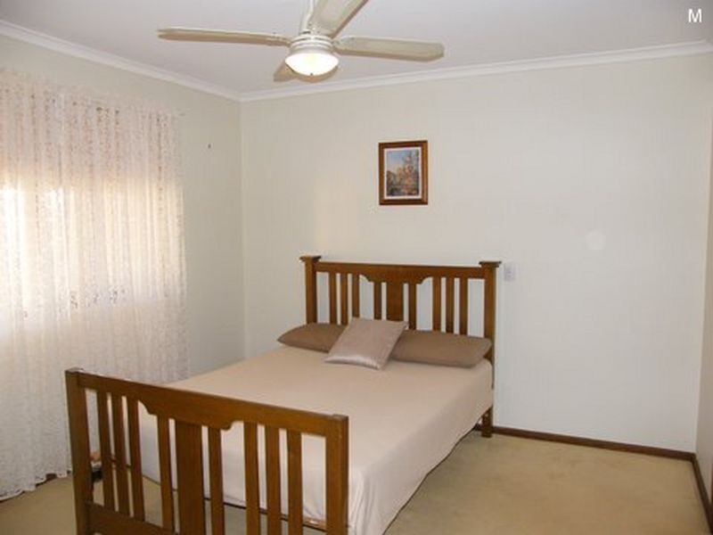 13 Caswell Drive, Hallett Cove SA 5158