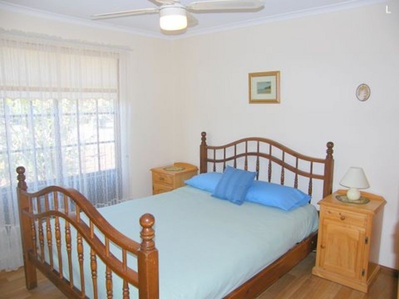 13 Caswell Drive, Hallett Cove SA 5158