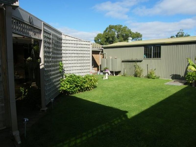 6 Doulton Drive, Trott Park SA 5158