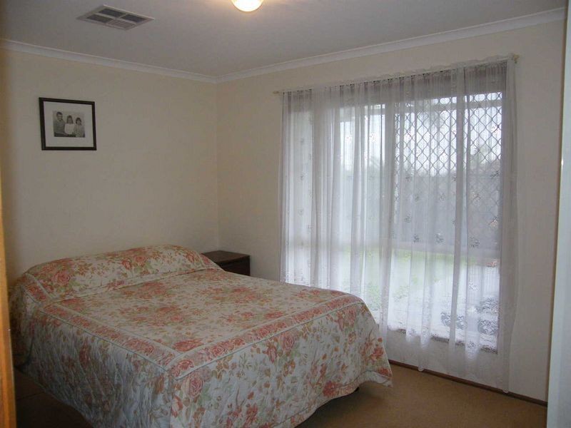 25 Freya Avenue, Hallett Cove SA 5158