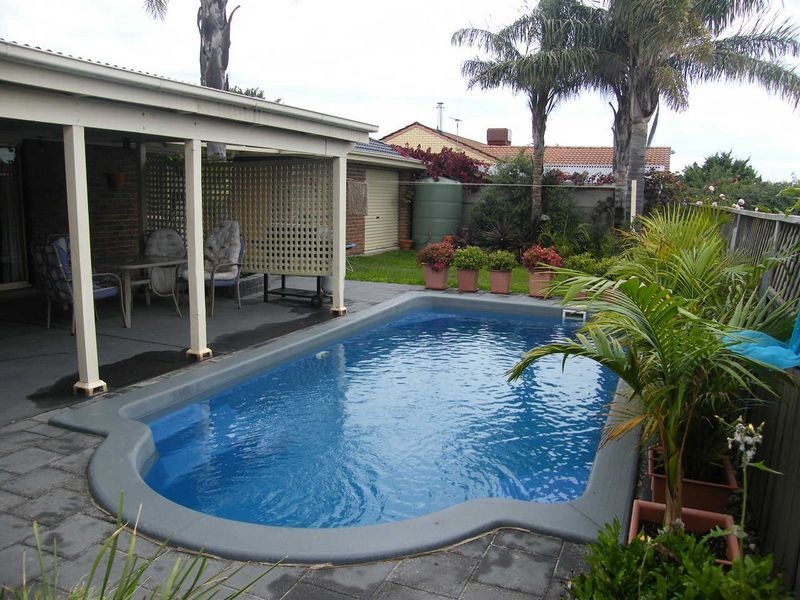 25 Freya Avenue, Hallett Cove SA 5158