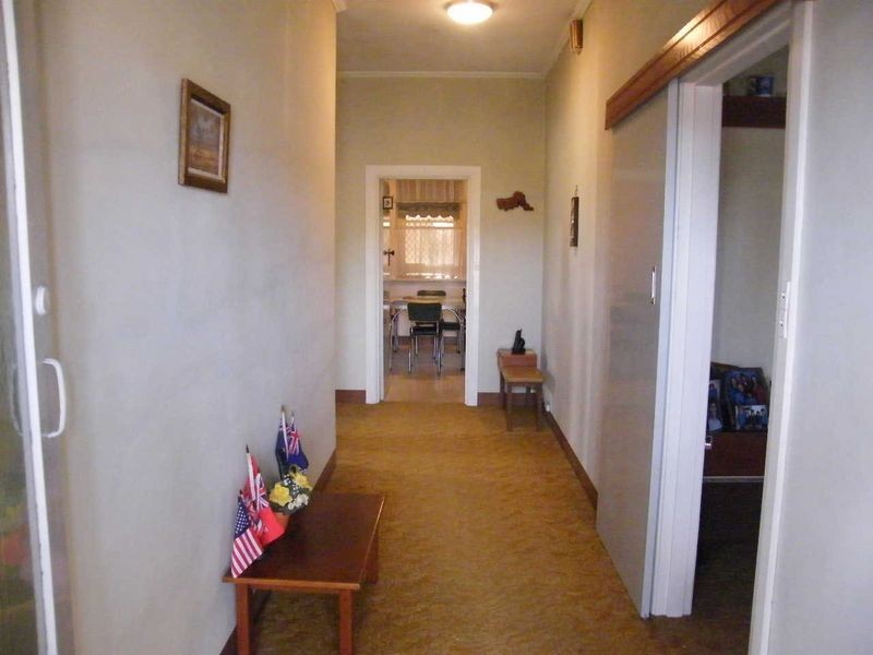 31 Nilpena Avenue, Park Holme SA 5043