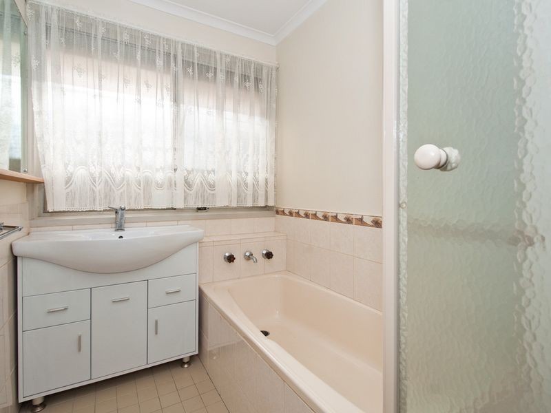 49 Whiteley Drive, Trott Park SA 5158