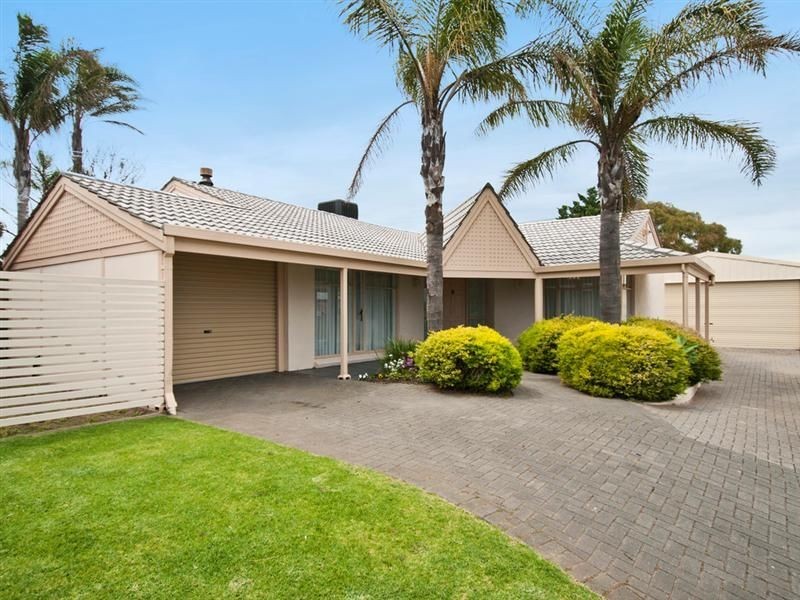 17 Lapwing Street, Hallett Cove SA 5158