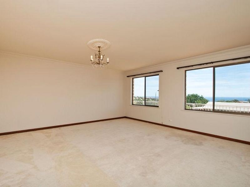 10 Signet Street, Hallett Cove SA 5158