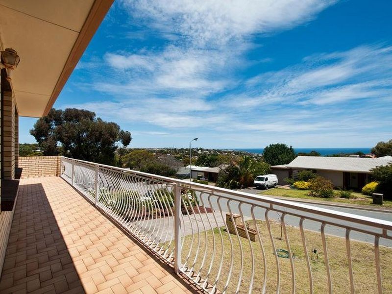 10 Signet Street, Hallett Cove SA 5158
