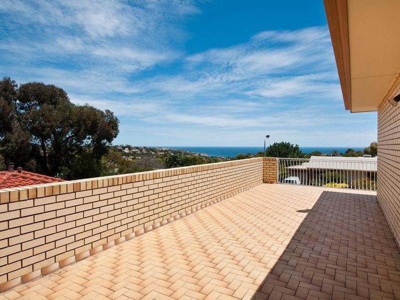 10 Signet Street, Hallett Cove SA 5158
