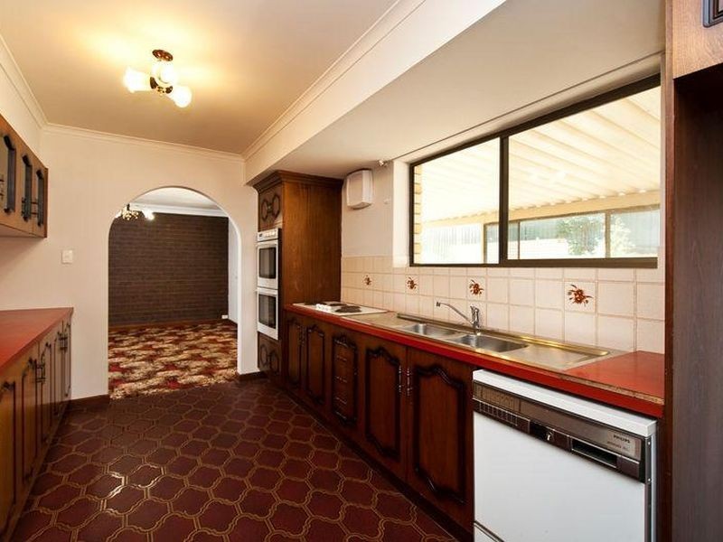 10 Signet Street, Hallett Cove SA 5158