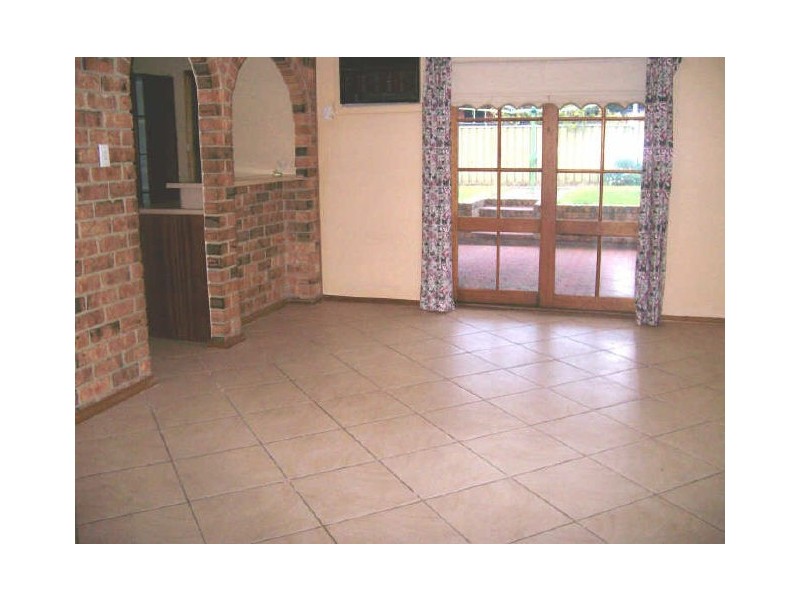 39 Rogana Crescent, Hallett Cove SA 5158