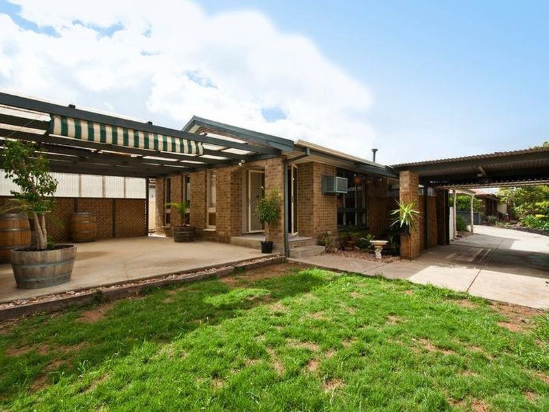7 Erin Place, O’halloran Hill SA 5158