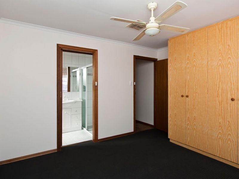 20 Zeevalk Avenue, Hallett Cove SA 5158