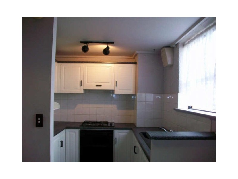 8/23 Moseley Street, Glenelg SA 5045