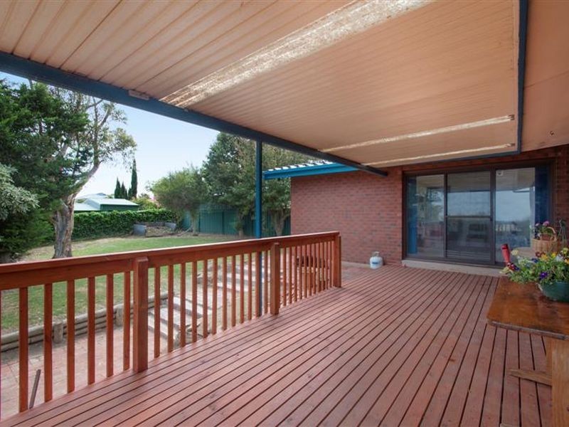 12 Nardoo Street, Hallett Cove SA 5158