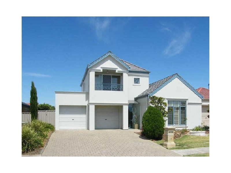 14 Chatsworth Court, Hallett Cove SA 5158
