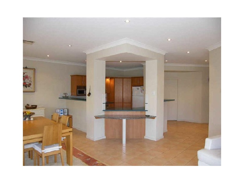 14 Chatsworth Court, Hallett Cove SA 5158