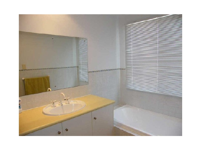 14 Chatsworth Court, Hallett Cove SA 5158