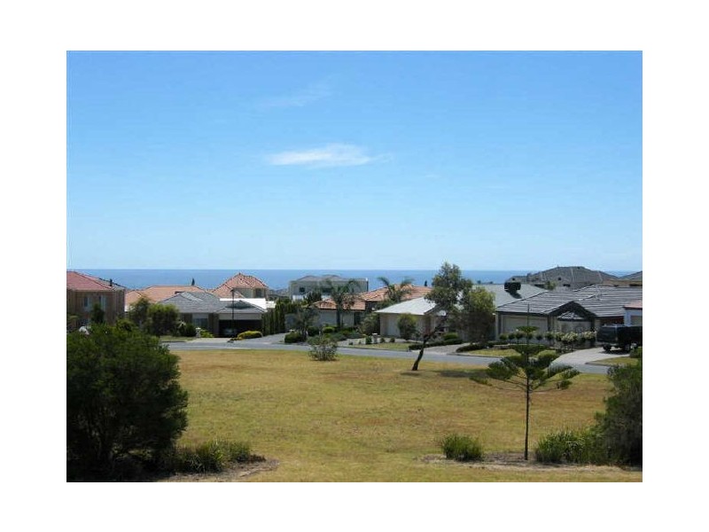 14 Chatsworth Court, Hallett Cove SA 5158