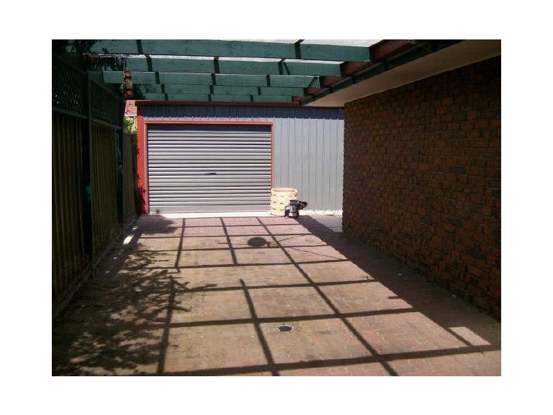 21 Neeangarra Cres, Hallett Cove SA 5158