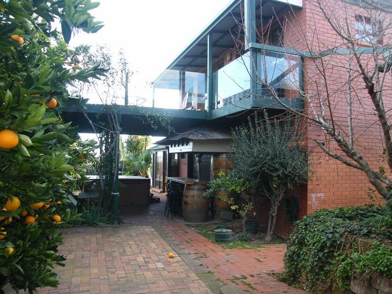 199 Perry Barr Road, Hallett Cove SA 5158