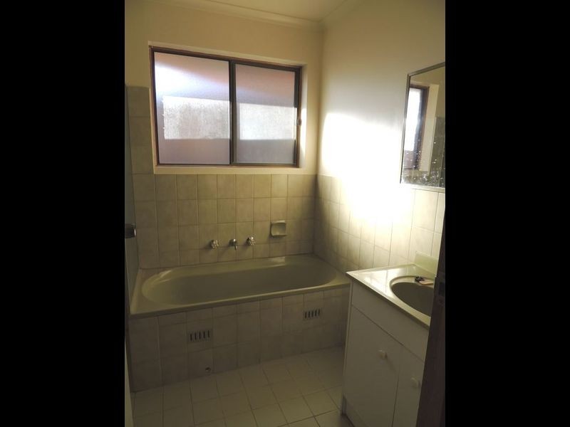 127 The Cove Road, Hallett Cove SA 5158
