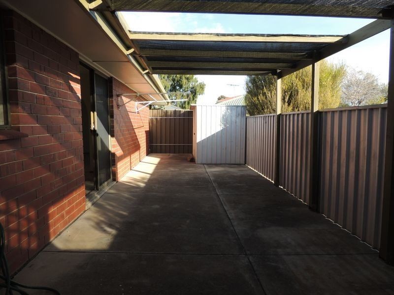 127 The Cove Road, Hallett Cove SA 5158