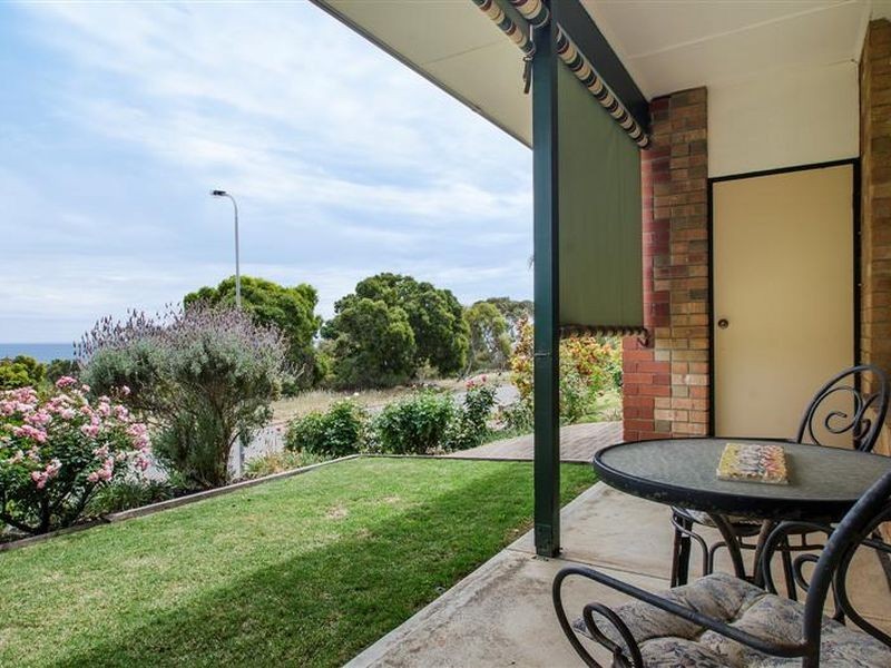7 Weerab Drive, Hallett Cove SA 5158