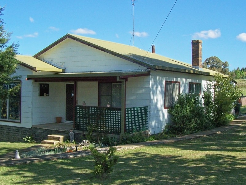 20 Green Street, Guyra NSW 2365