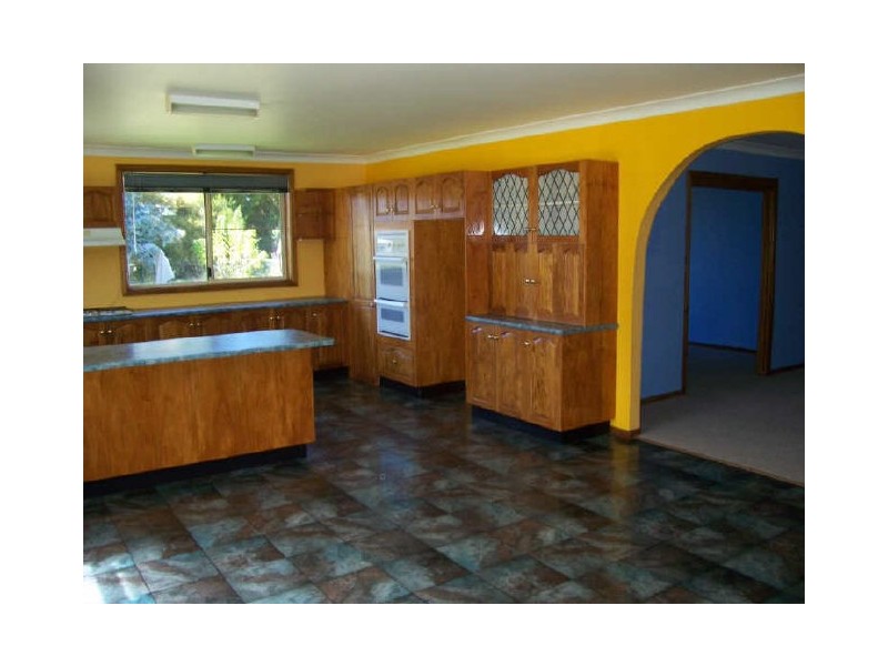 Invergowrie NSW 2350