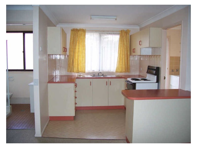1-2/18 Northey Drive, Armidale NSW 2350