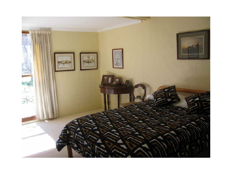 4 Sunset Avenue, Armidale NSW 2350