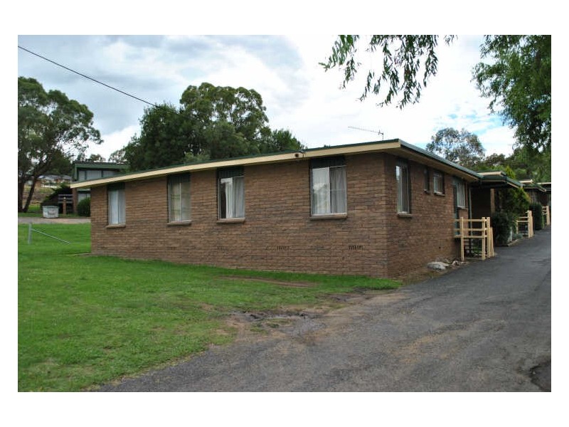 1/17 Jackes Street, Armidale NSW 2350