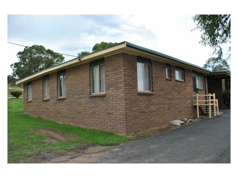 1/17 Jackes Street, Armidale NSW 2350