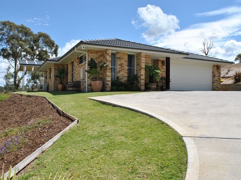 79 Ash Tree Drive, Armidale NSW 2350