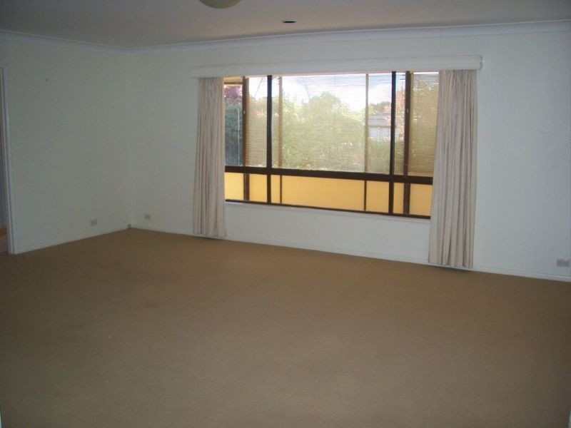 6 Bowman Avenue, Armidale NSW 2350