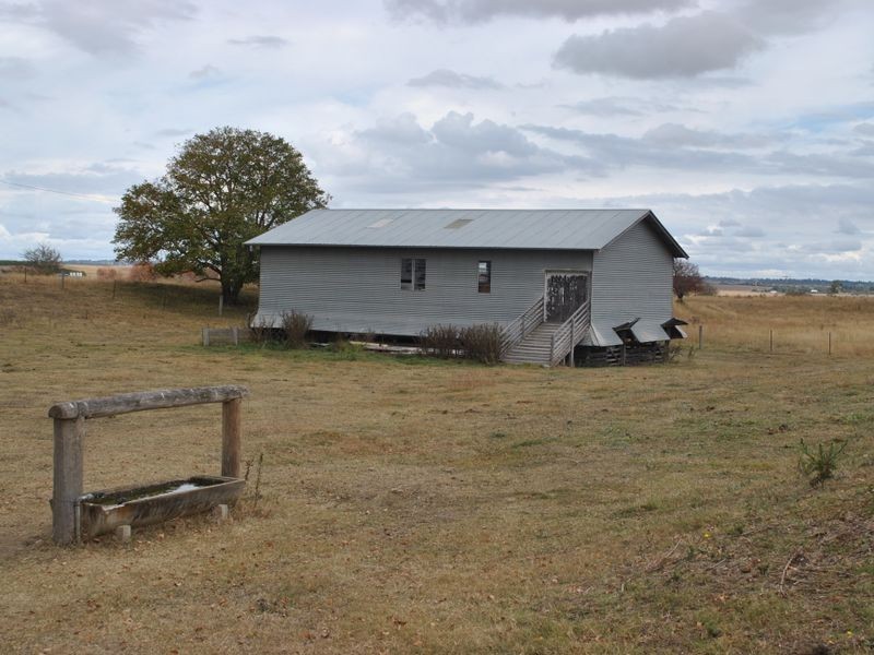 Invervanie Platform Rd, Armidale NSW 2350