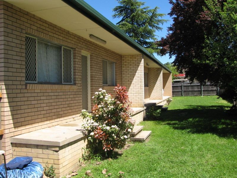 1-3/60 Niagara Street, Armidale NSW 2350