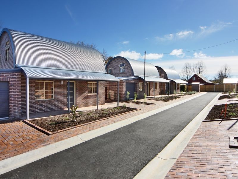 Mirrabooka Eliza Lane, Armidale NSW 2350