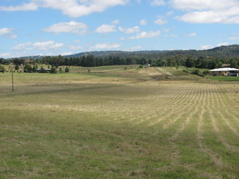 25 Meadow Road, Armidale NSW 2350