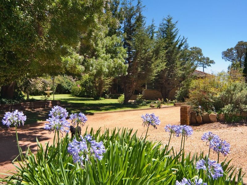 37 Valview Road, Arding NSW 2358