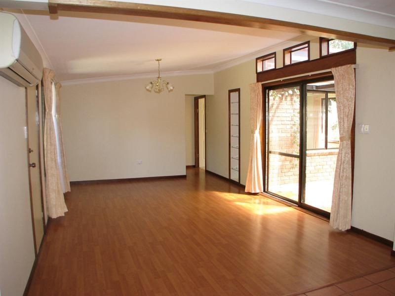 2 Peters Place, Armidale NSW 2350